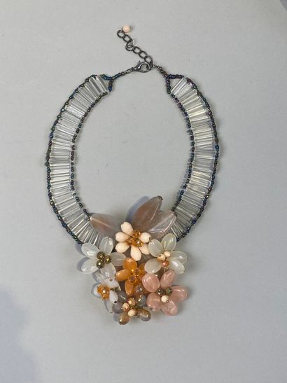 Large necklace with glass and hard stone...