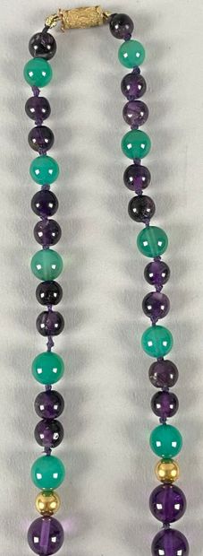 Lot adorned with ornamental stones, amethyst...
