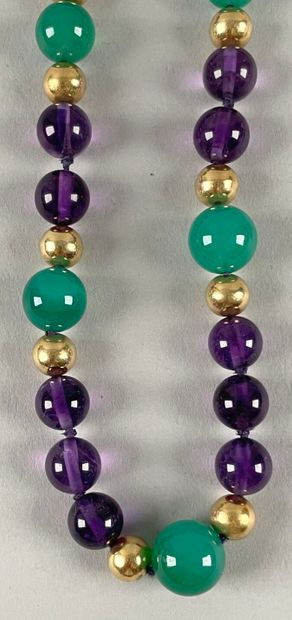 Lot adorned with ornamental stones, amethyst...