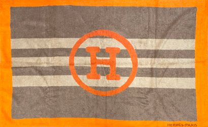 HERMÈS Paris 
Striped brown-beige cotton...