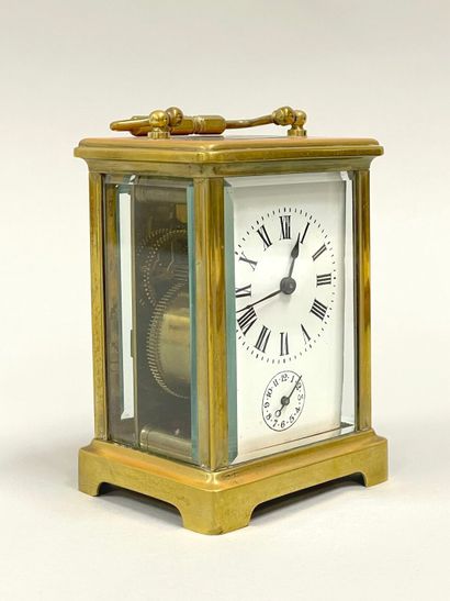 Pendulette d'officier en laiton.
Haut. :...