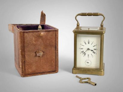 BREGUET.
Petite pendulette d'officier en...