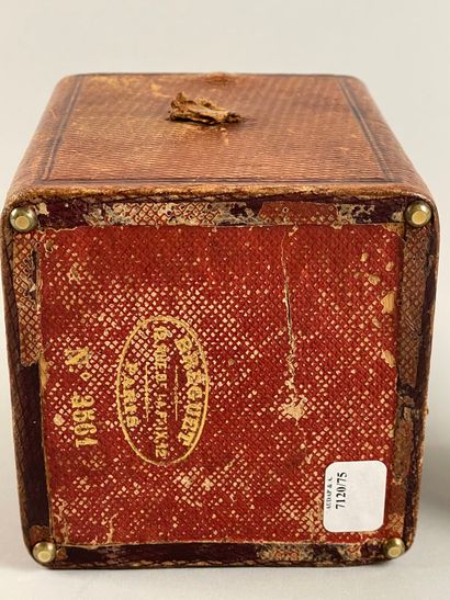 BREGUET.
Petite pendulette d'officier en...