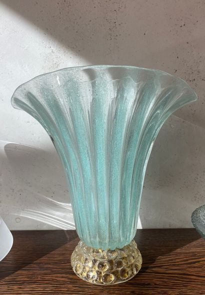 Lot de trois coupes en verre de Murano.
