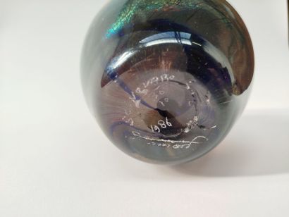 Jean-Claude NOVARO (1943-2014).
Vase en verre...