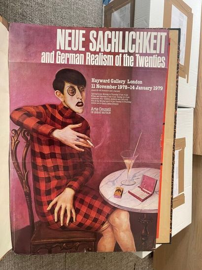 Lot d'affiches diverses dont affiche de l'exposition...