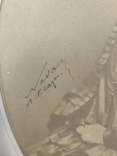 NADAR.
Portrait de Madame Enlart. 
Tirage...