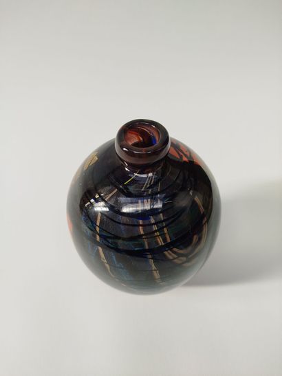 Jean-Claude NOVARO (1943-2014).
Vase en verre...