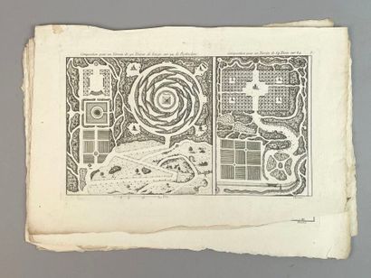 Réunion de vingt-deux gravures : 
Plans de...