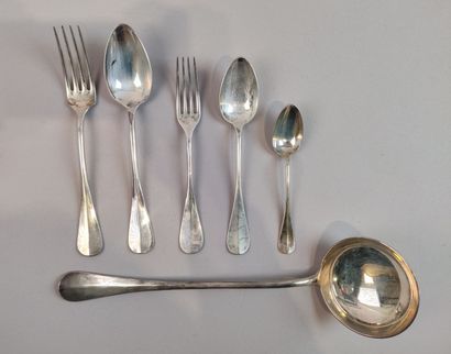 Partie de ménagère en argent modèle uniplat,...