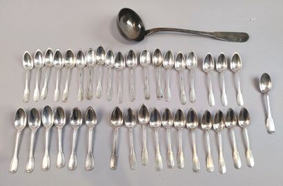 Partie de ménagère en argent modèle uniplat...