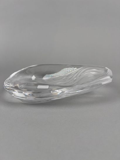 LALIQUE France.
Vide-poches en cristal moulé...