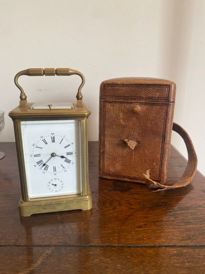 BREGUET.
Petite pendulette d'officier en...