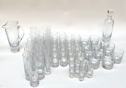 Partie de service de verre comprenant une...