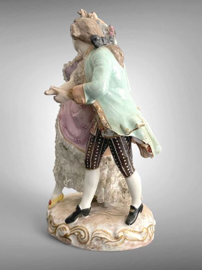 MEISSEN (dans le goût de).
Groupe en porcelaine...