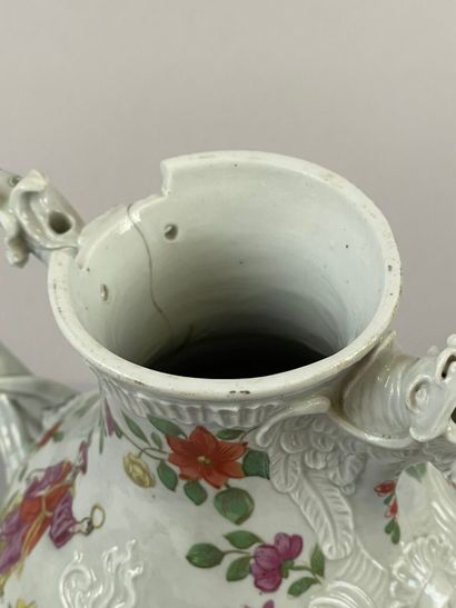 ITALIE, Cozzi. 
Cafetière couverte de forme...