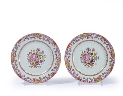 COMPAGNIE DES INDES 
Deux assiettes formant...