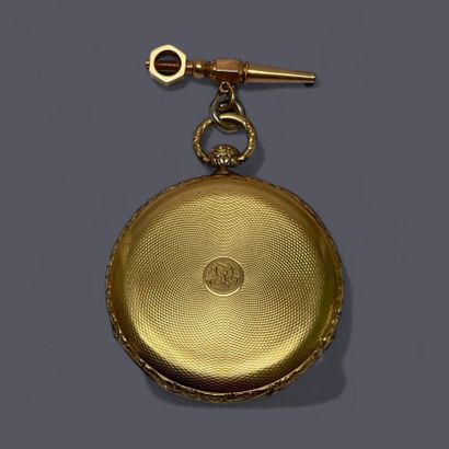 18k (750 thousandths) yellow gold gousset...