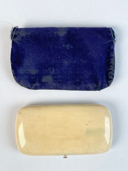 Sewing set in an ivory, (Elephantidae spp*)...