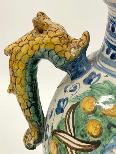ITALIE, Montelupo.
Paire de grands vases,...