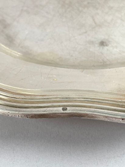 Deux plats polylobés en argent (925 millièmes)...