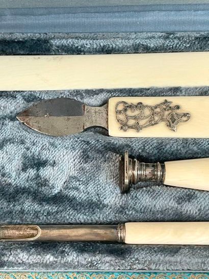 Ivory (Elephantidae spp*), silver (800 thousandths)...