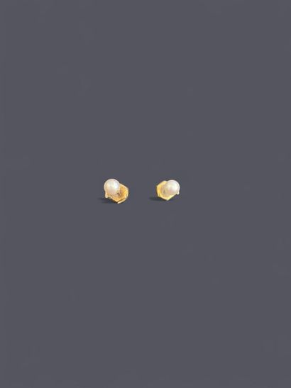 Pair of collar buttons in 18k (750 thousandths)...