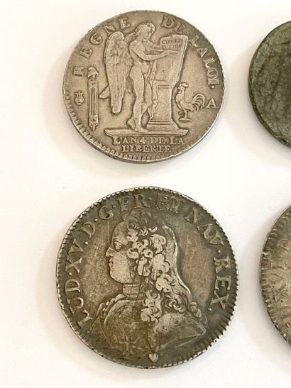 Lot of ten bronze and silver coins including...
