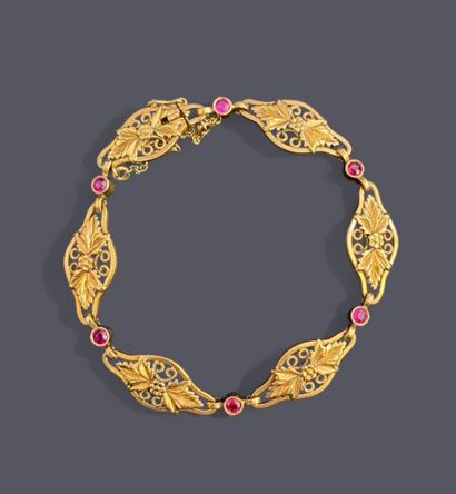 18k (750 thousandths) yellow gold openwork...