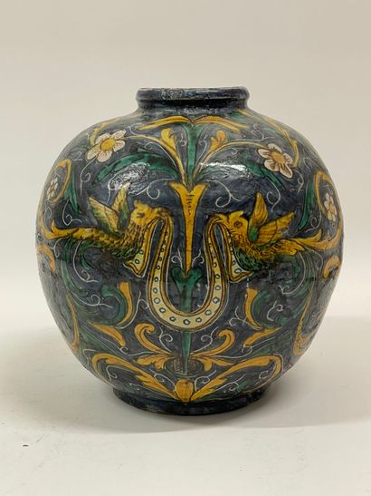 ITALIE, Sicile, Caltagirone. 
Grand vase...