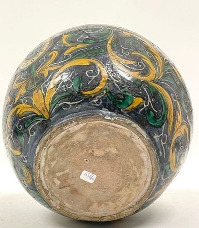 ITALIE, Sicile, Caltagirone. 
Grand vase...