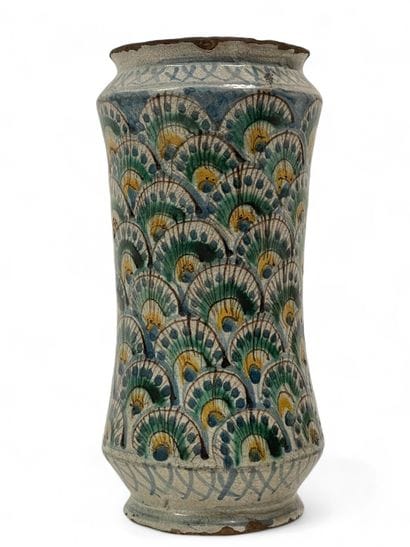 ITALIE, Sicile, Caltagirone.
Albarello à...