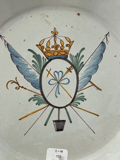NEVERS.
Assiette révolutionnaire à bord contourné...