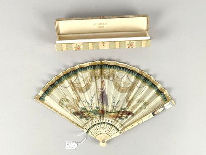 La musicienne à la lyre, Europe, circa 1800.
Folded...