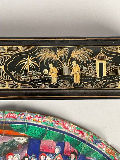Macao, Hong Kong et Canton, Chine, XIXe siècle.
Éventail...