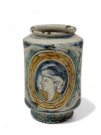 ITALIE, Sicile, Caltagirone.
Vase décoré...
