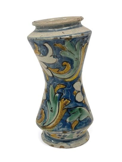 ITALIE, Sicile, Caltagirone. 
Albarello cintré...