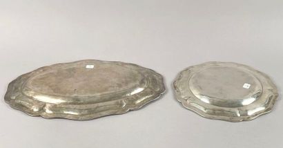Deux plats polylobés en argent (925 millièmes)...