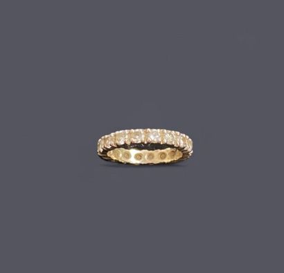 American wedding band in 18k (750 thousandths)...