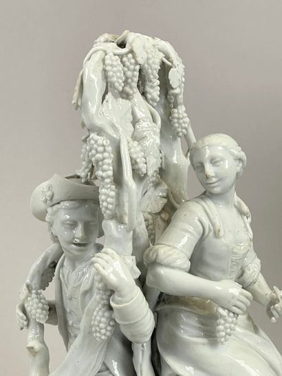 ITALIE, Doccia.
Groupe tournant représentant...