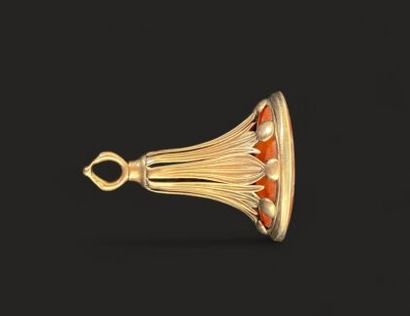 Set in 14k (585 thousandths) yellow gold,...