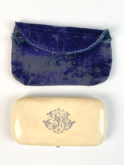 Sewing set in an ivory, (Elephantidae spp*)...