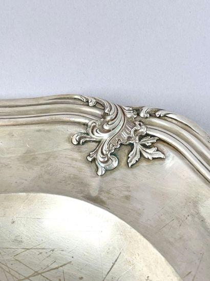 Deux plats polylobés en argent (925 millièmes)...