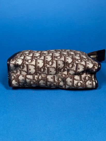 CHRISTIAN DIOR Vintage
Petite trousse en...