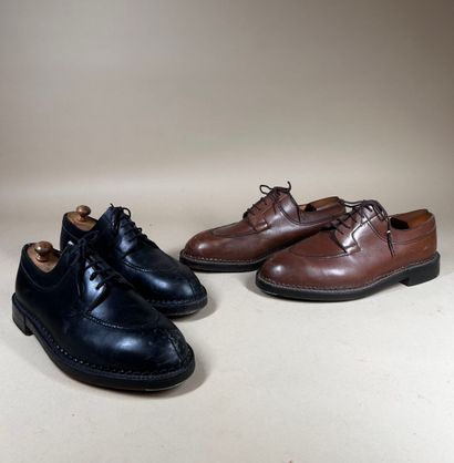 J. M. WESTON 
Lot de deux paires de chaussures...