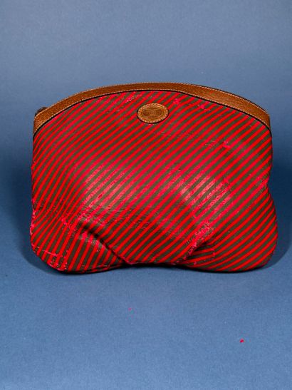 CHRISTIAN DIOR Vintage
Petite trousse en...