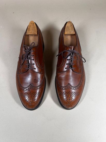 J. M. WESTON 
Ensemble de deux paires de...