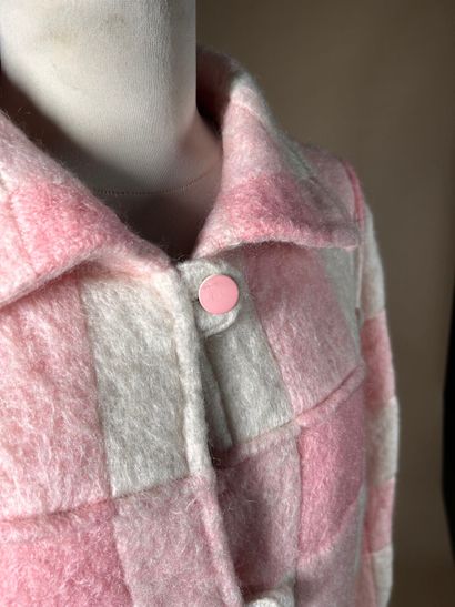 COURRÈGES Paris 
Manteau 7/8e en laine et...