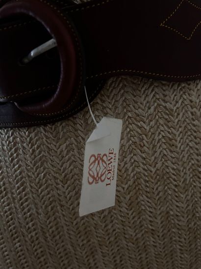 LOEWE 
Ceinture corset en cuir marron surpiqué...