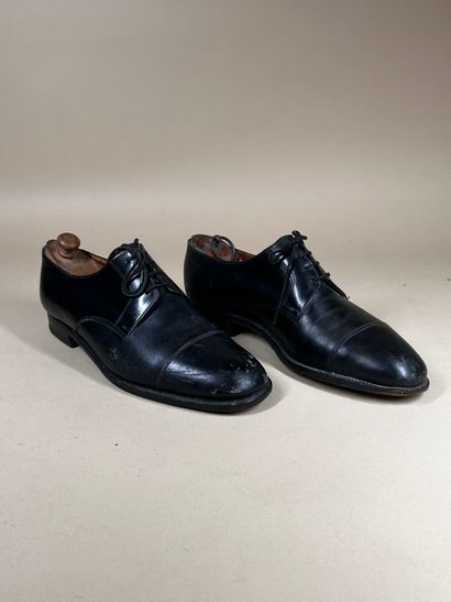 J. M. WESTON 
Ensemble de deux paires de...